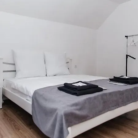 Anamyra Motel